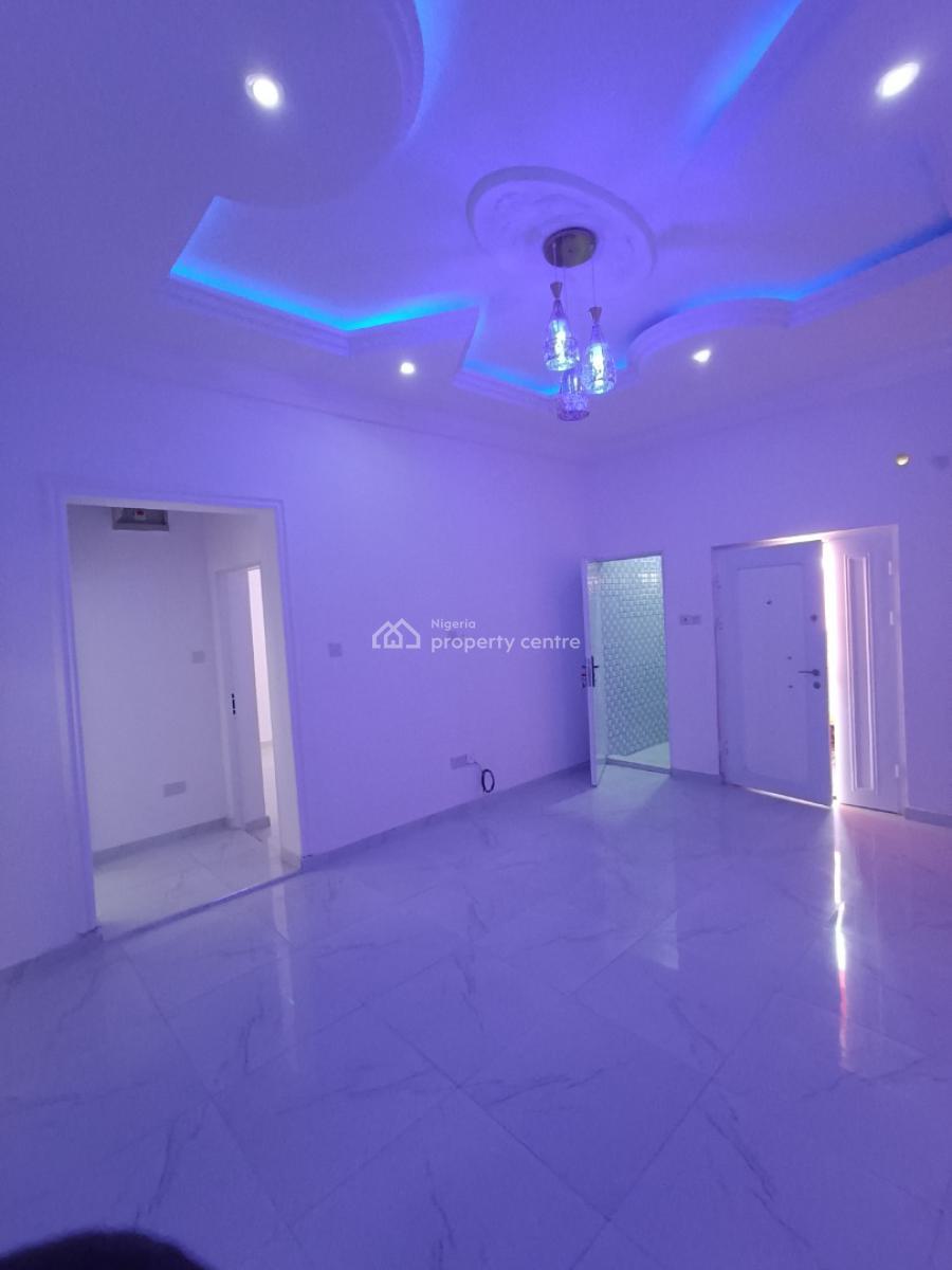 a Well Built 2bedroom Flat, By Sbi Before Novare Shoprite Ajah, Lekki Phase 2, Lekki, Lagos, Flat / Apartment for Rent