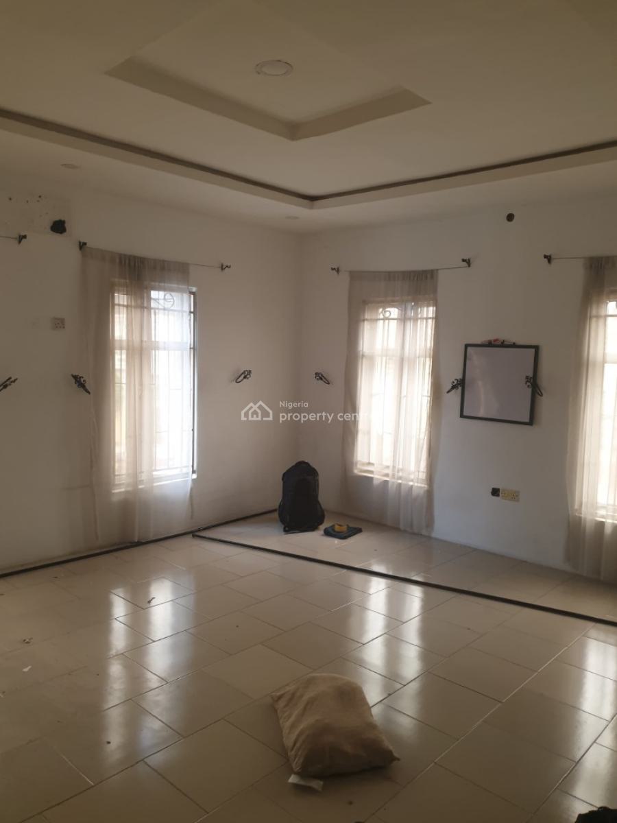 Lovely 4 Bedrom Semi Detached Duplex Self Compound, No Bq, Gra Phase 2, Magodo, Lagos, Semi-detached Duplex for Rent