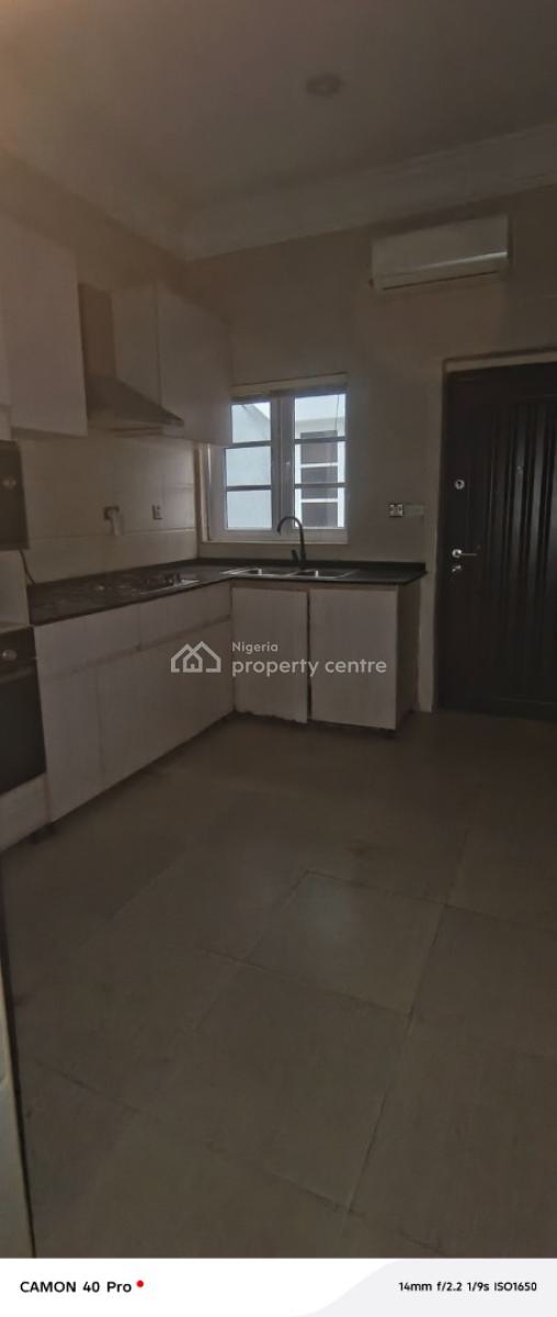 4bedroom Semi Detach in Oral Estate, Oral Estate Lekki, Lekki, Lagos, Semi-detached Duplex for Rent
