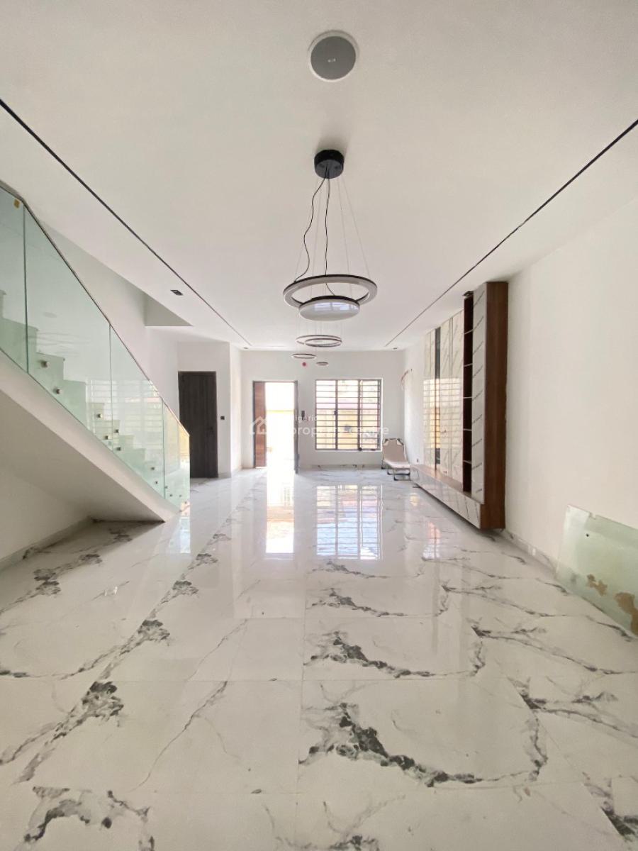4 Bedroom Terrace Duplex with a Room Bq, Lekki Phase 1, Lekki, Lagos, Terraced Duplex for Sale