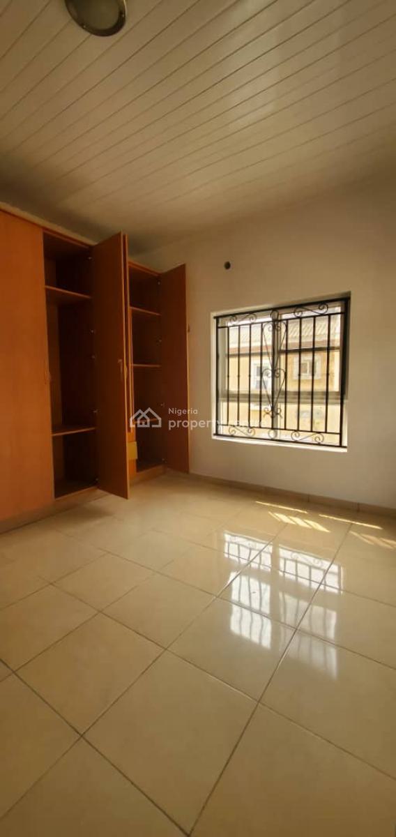 Newly Renovated 4bedroom Detached House with a Room Bq., Northern Foreshore Estate Chevron Drive, Lekki, Lagos, Detached Duplex for Rent