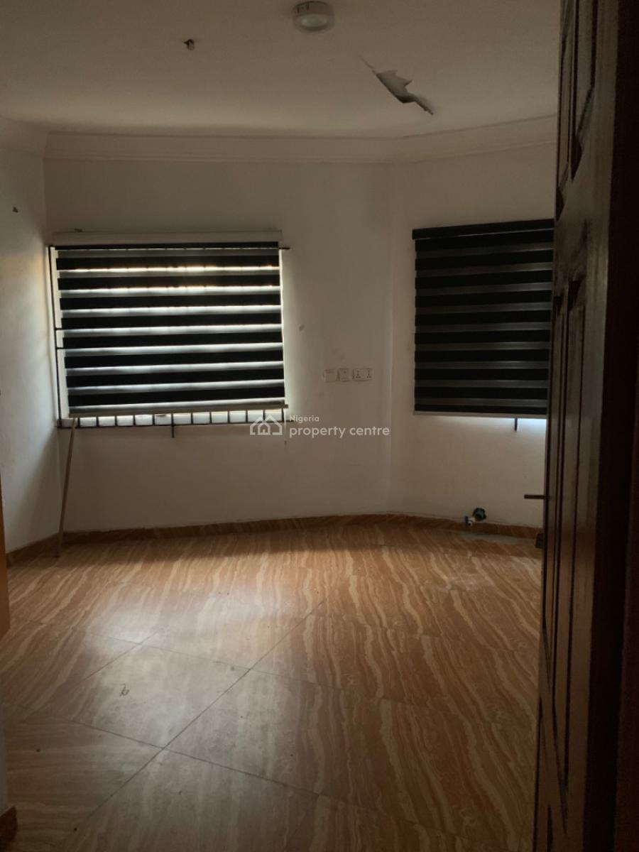 Luxury 3 Bedroom Flat, Gra Phase 1, Magodo, Lagos, Flat / Apartment for Rent