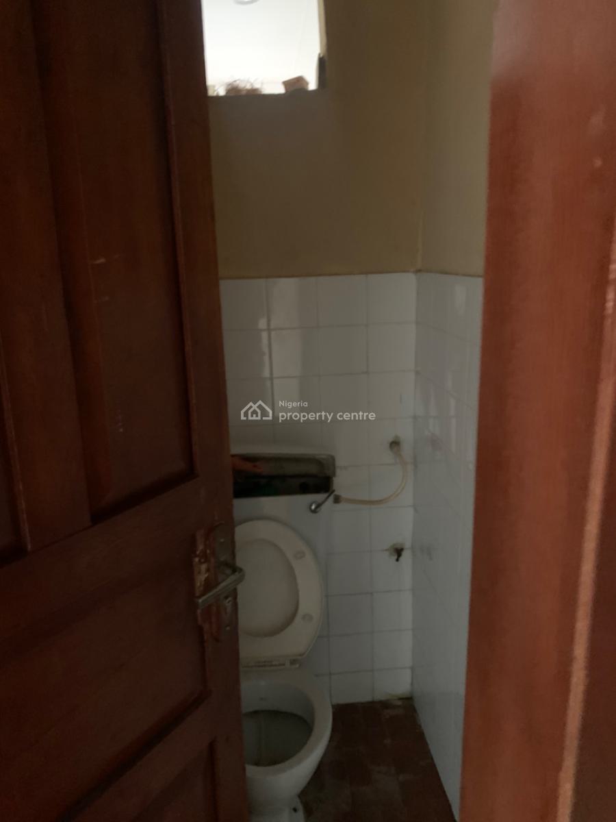 Luxury 3 Bedroom Flat, Gra Phase 1, Magodo, Lagos, Flat / Apartment for Rent