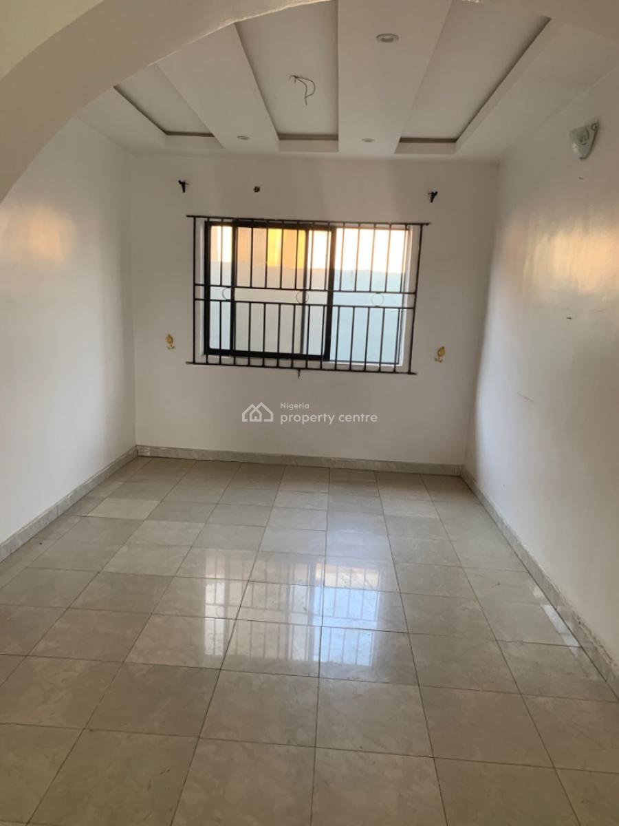 Luxury 3 Bedroom Flat, Gra Phase 1, Magodo, Lagos, Flat / Apartment for Rent