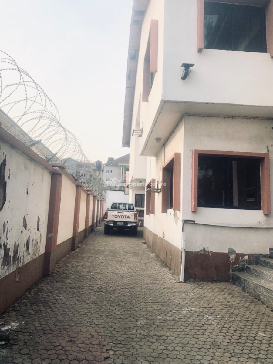 Luxurious Elegant Spacious 5 Bedrooms, Zone 6, Wuse, Abuja, Detached Duplex for Sale