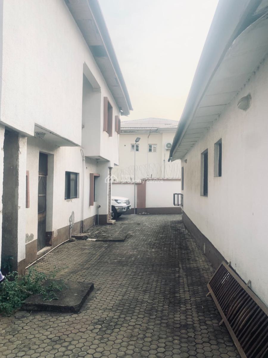 Luxurious Elegant Spacious 5 Bedrooms, Zone 6, Wuse, Abuja, Detached Duplex for Sale