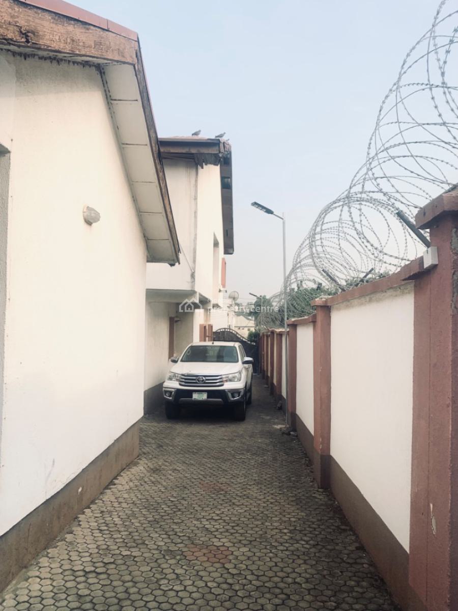 Luxurious Elegant Spacious 5 Bedrooms, Zone 6, Wuse, Abuja, Detached Duplex for Sale