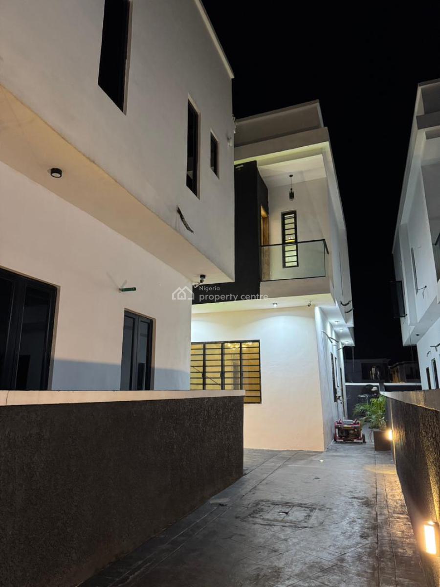 Masssive 4 Bedroom Semi-detached Duplex with a Bq, Orchid Road Lekki Lagos, Lekki, Lagos, Semi-detached Duplex for Sale