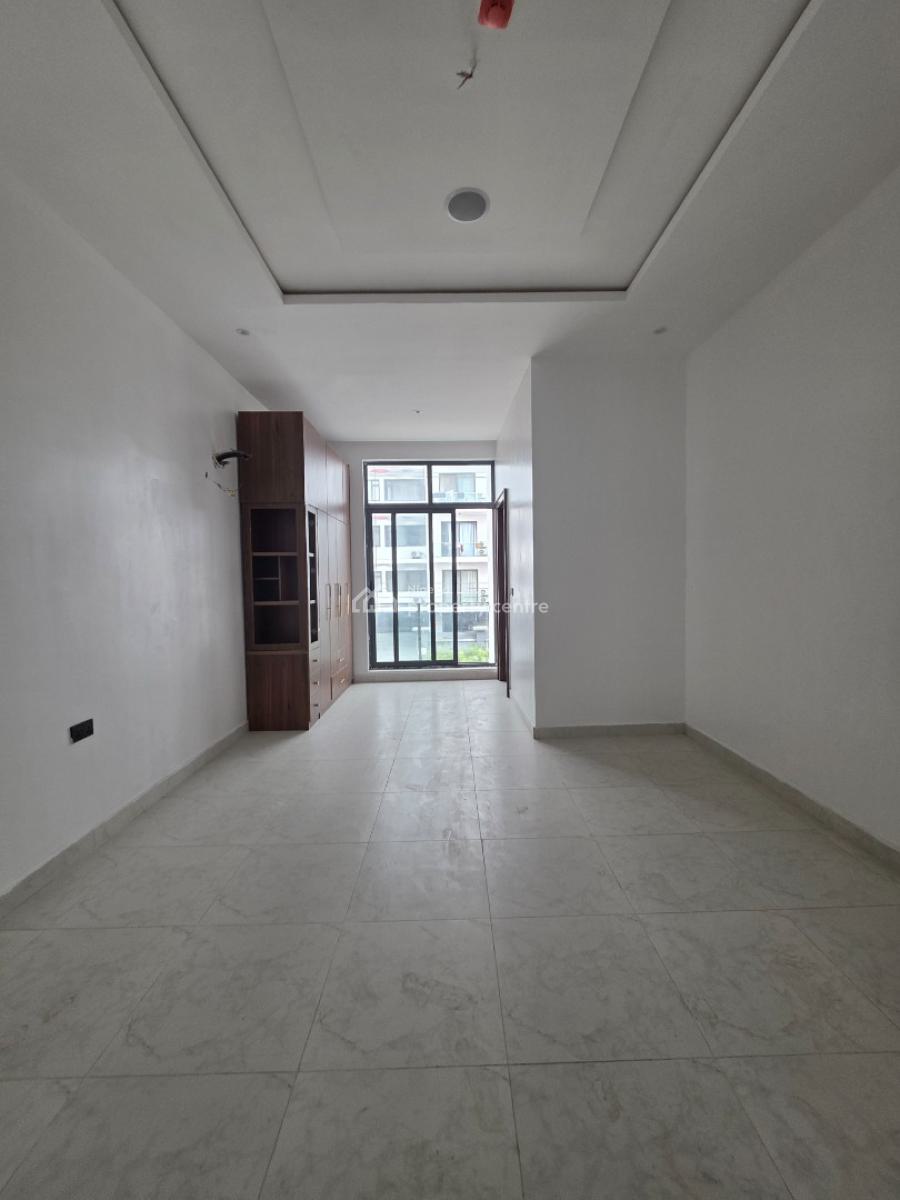 Luxury 2 Bedroom Apartment in a Strategic Location, African Lane, Lekki Phase 1, Lekki, Lagos, Flat / Apartment for Sale