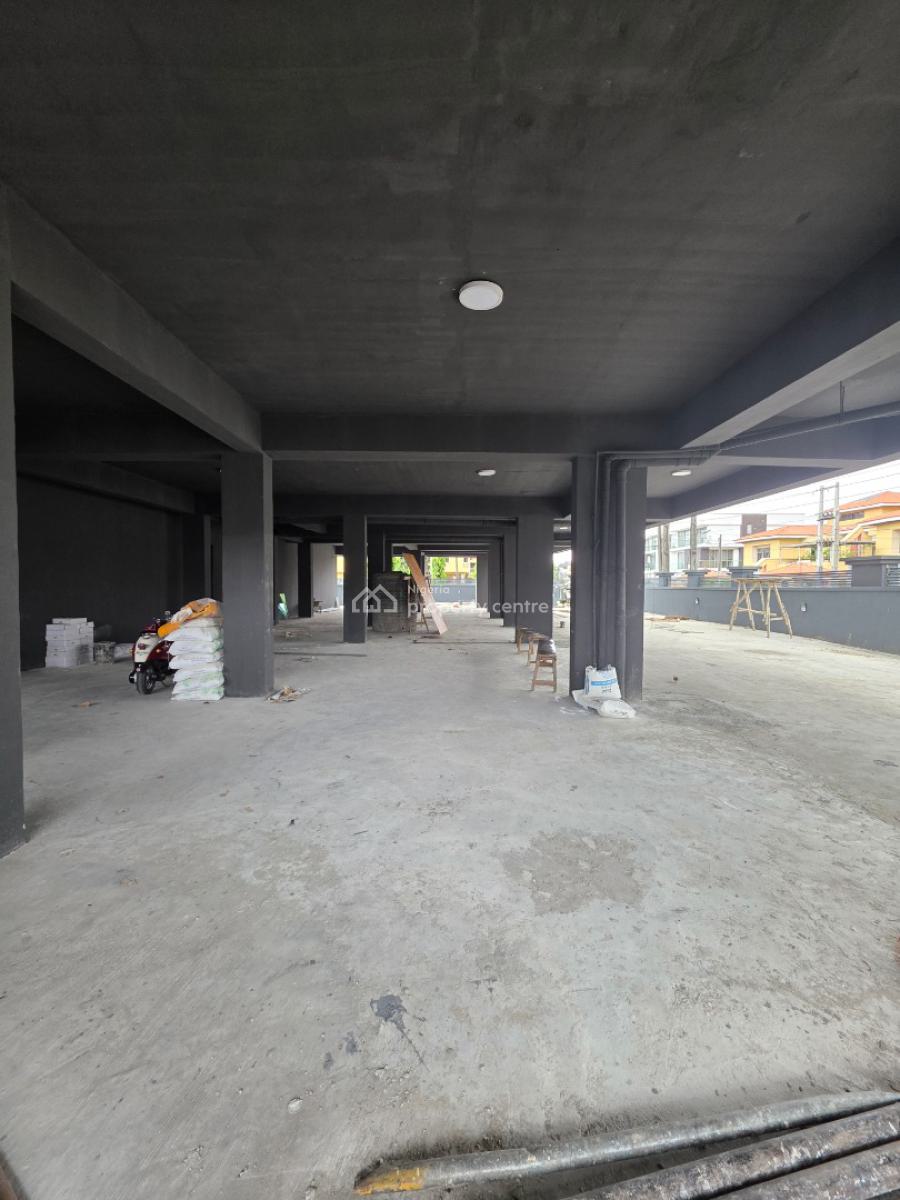 Luxury 2 Bedroom Apartment in a Strategic Location, African Lane, Lekki Phase 1, Lekki, Lagos, Flat / Apartment for Sale