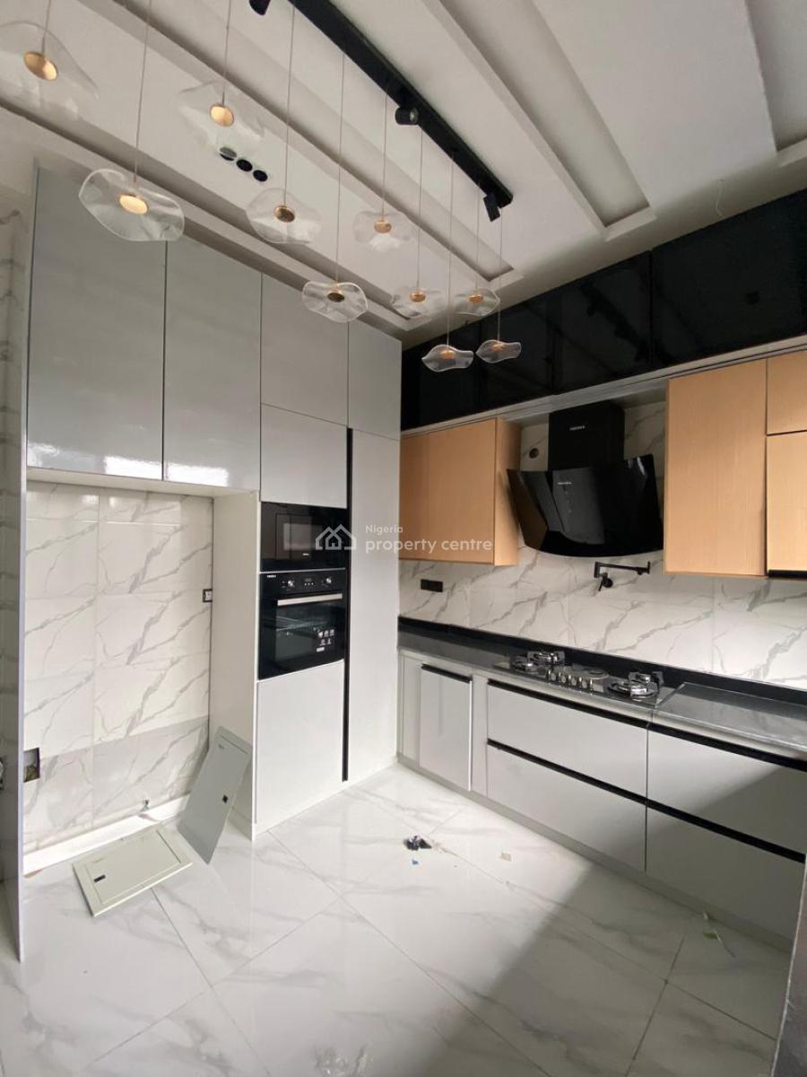 4 Bedroom Terrace, Lekki Phase 1, Lekki, Lagos, Terraced Duplex for Sale