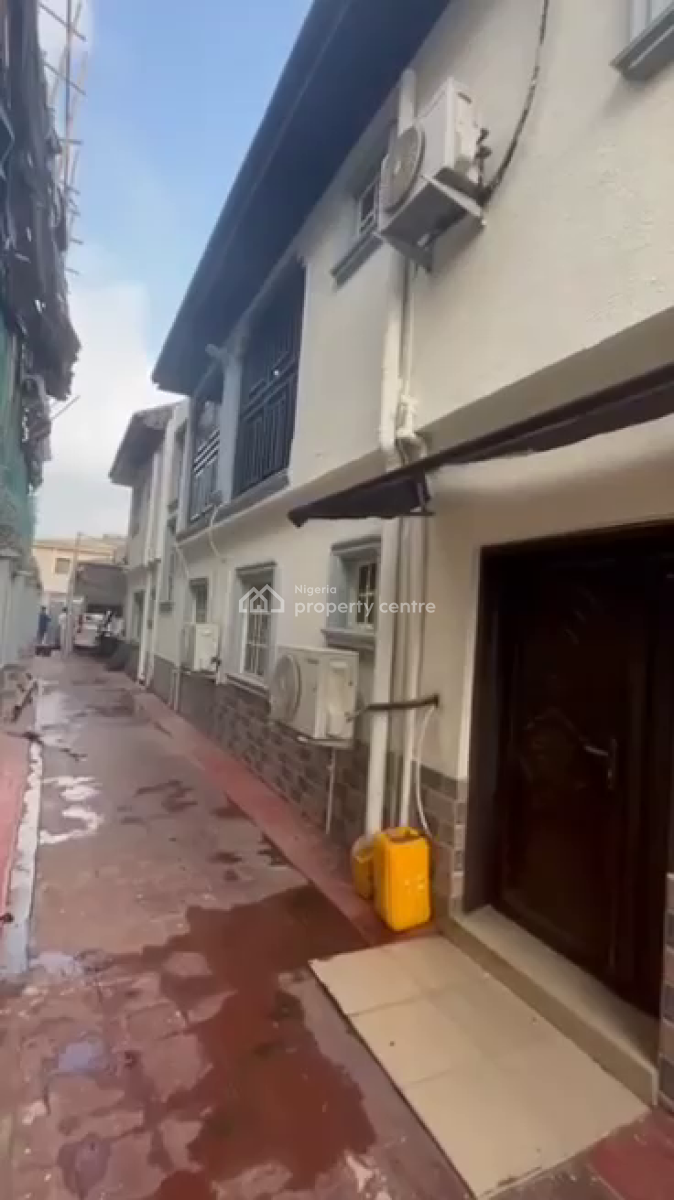 Massive Luxury 5 Bedroom Duplex, Gemade Estate, Egbeda, Alimosho, Lagos, Detached Duplex for Sale