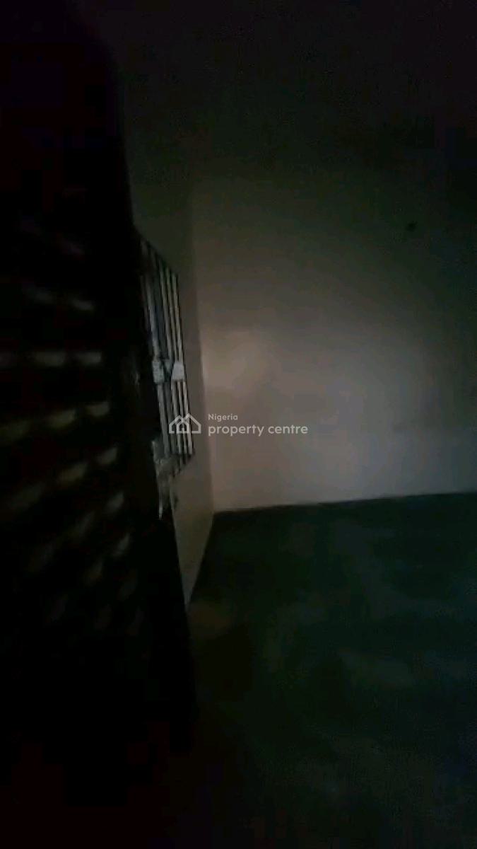 a Ground Floor Mini Flat, Shomolu, Lagos, Mini Flat (room and Parlour) for Rent