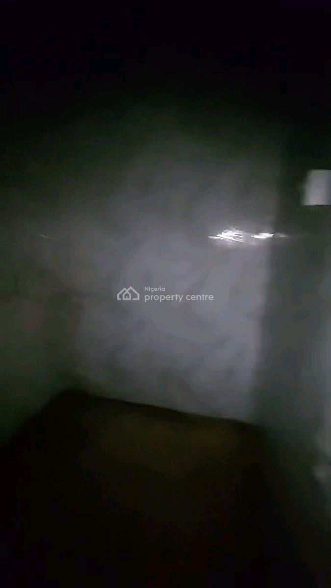 a Ground Floor Mini Flat, Shomolu, Lagos, Mini Flat (room and Parlour) for Rent