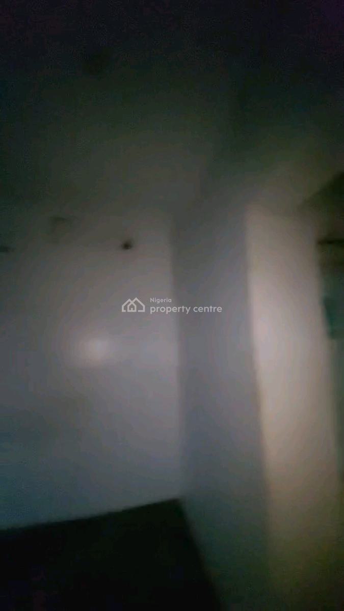 a Ground Floor Mini Flat, Shomolu, Lagos, Mini Flat (room and Parlour) for Rent