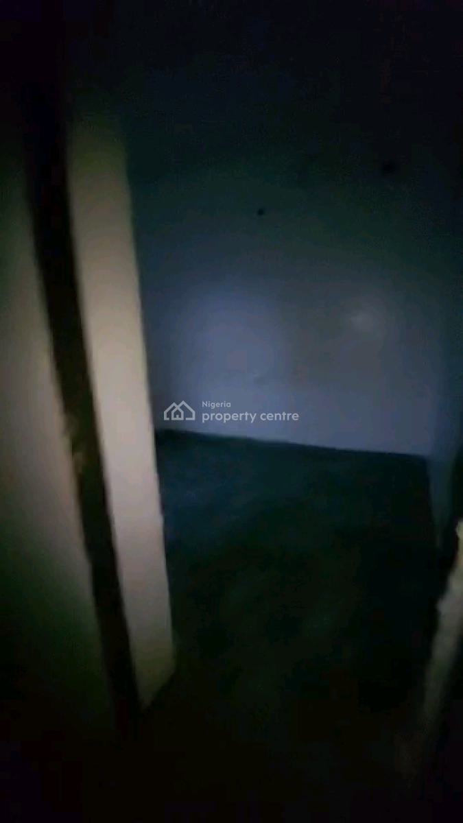 a Ground Floor Mini Flat, Shomolu, Lagos, Mini Flat (room and Parlour) for Rent
