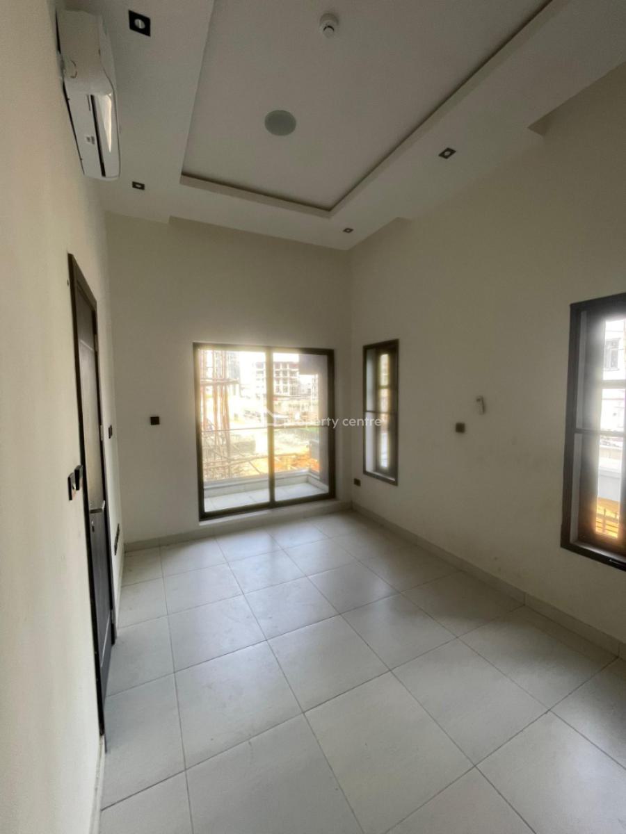 2-bedroom Flat with Bq, Freedom Way, Lekki Phase 1, Lekki, Lagos, Flat / Apartment for Sale