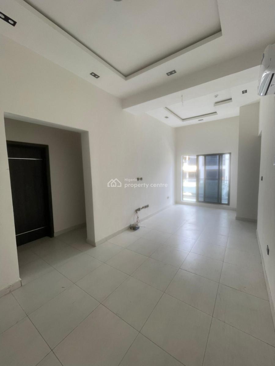 2-bedroom Flat with Bq, Freedom Way, Lekki Phase 1, Lekki, Lagos, Flat / Apartment for Sale