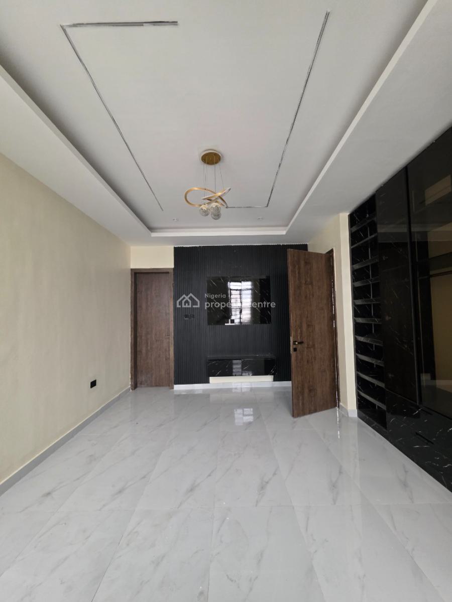 Luxury 2 Bedroom Apartment with Excellent Finishing, Lekki Phase 1, Lekki, Lagos, Flat / Apartment for Sale
