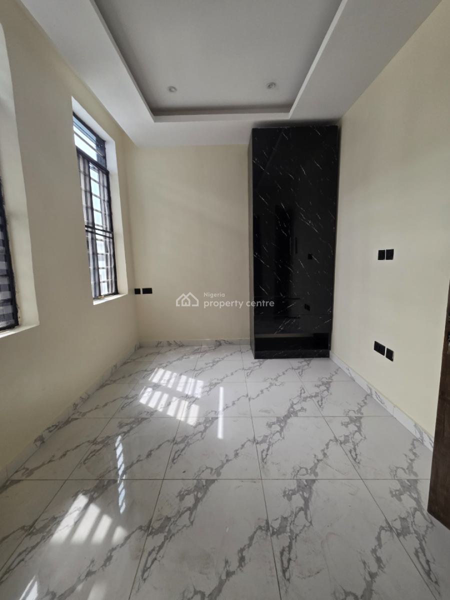 Luxury 2 Bedroom Apartment with Excellent Finishing, Lekki Phase 1, Lekki, Lagos, Flat / Apartment for Sale
