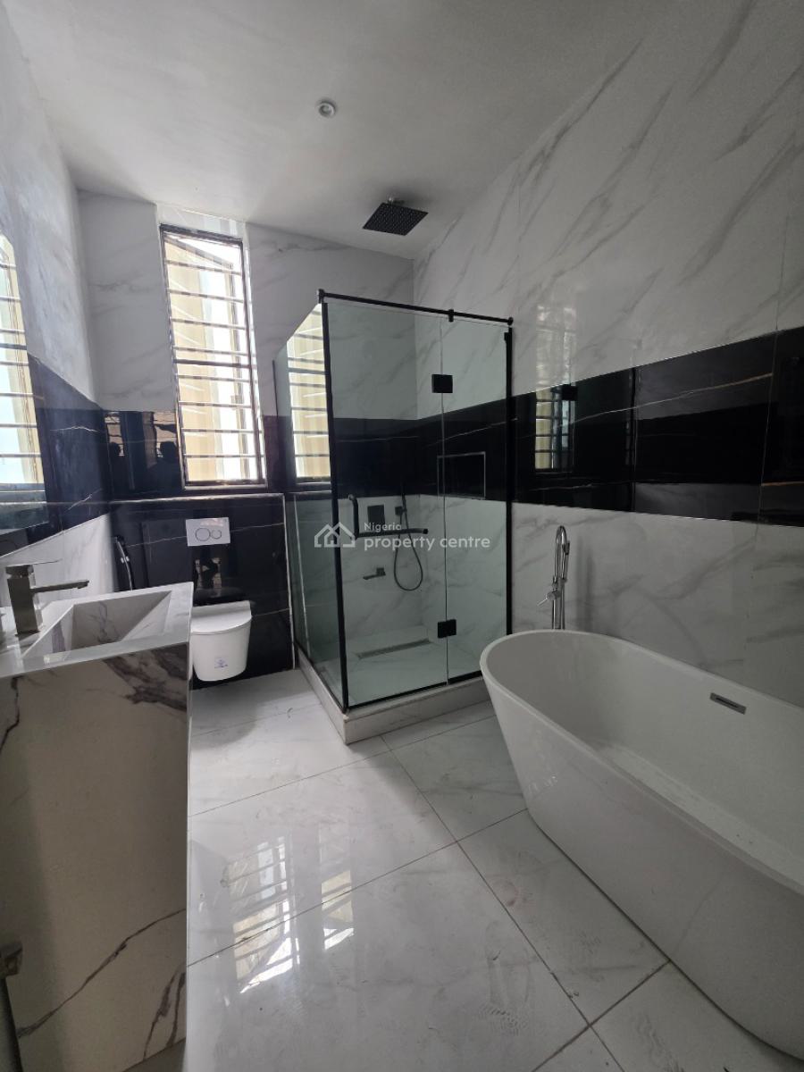 Luxury 2 Bedroom Apartment with Excellent Finishing, Lekki Phase 1, Lekki, Lagos, Flat / Apartment for Sale