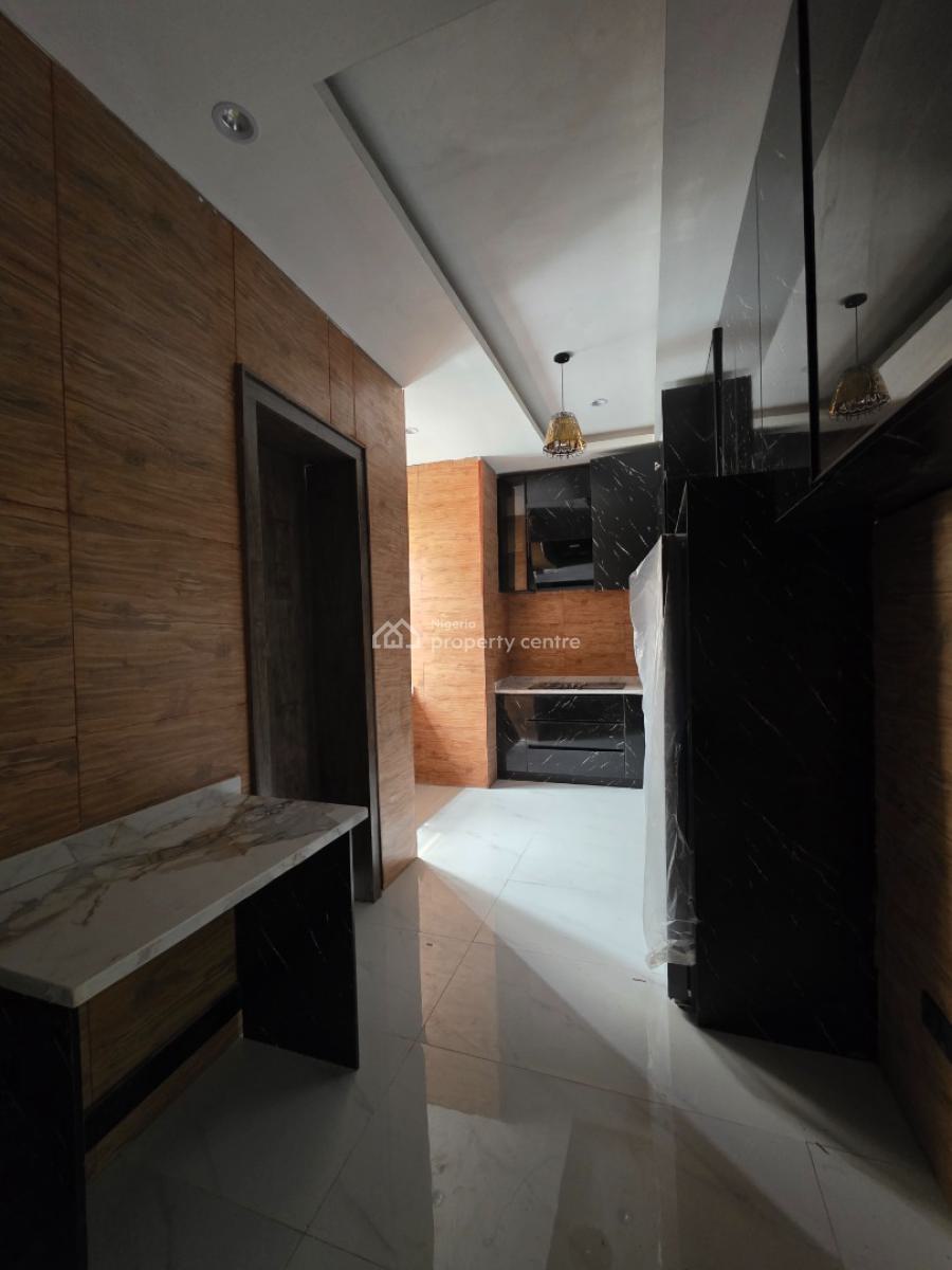 Luxury 2 Bedroom Apartment with Excellent Finishing, Lekki Phase 1, Lekki, Lagos, Flat / Apartment for Sale