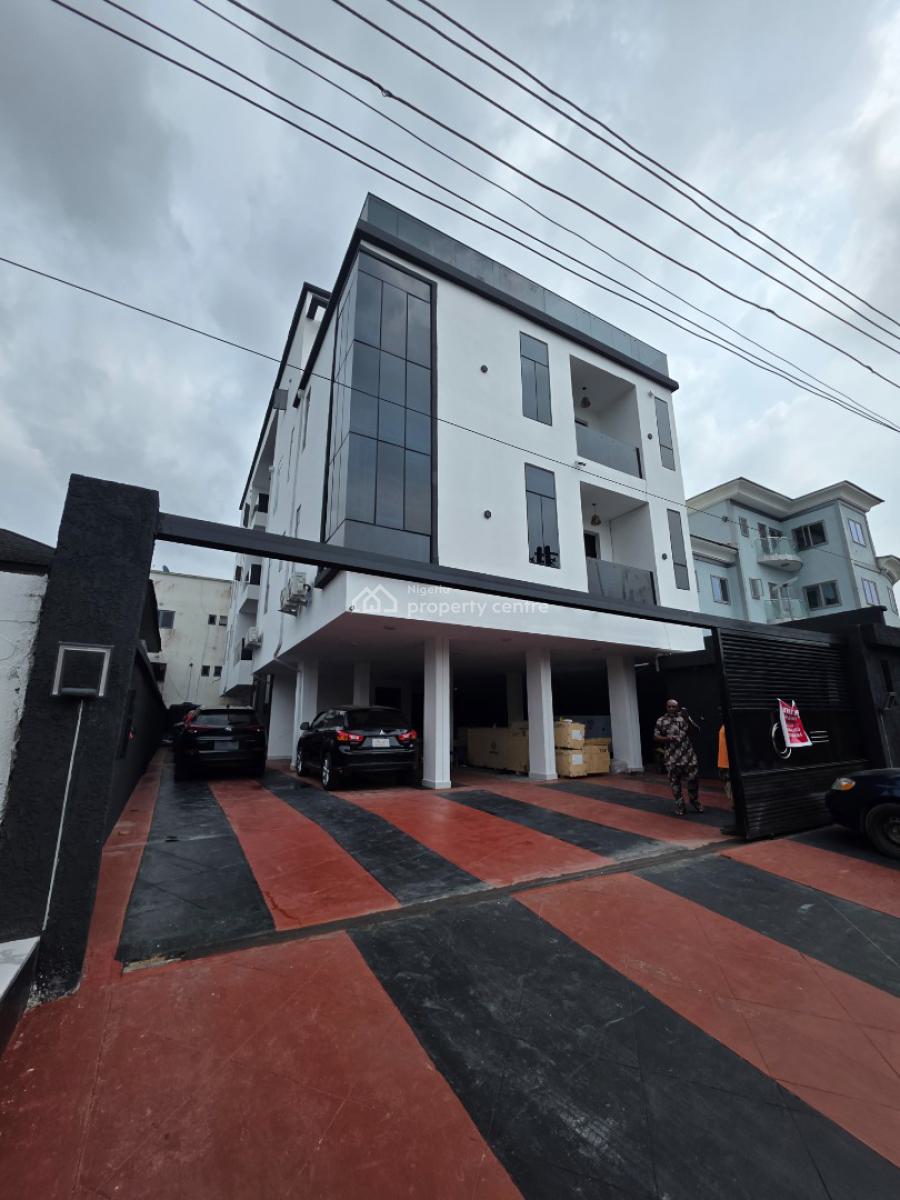 Luxury 3 Bedroom Apartment with Excellent Finishing, Lekki Phase 1, Lekki, Lagos, Flat / Apartment for Sale