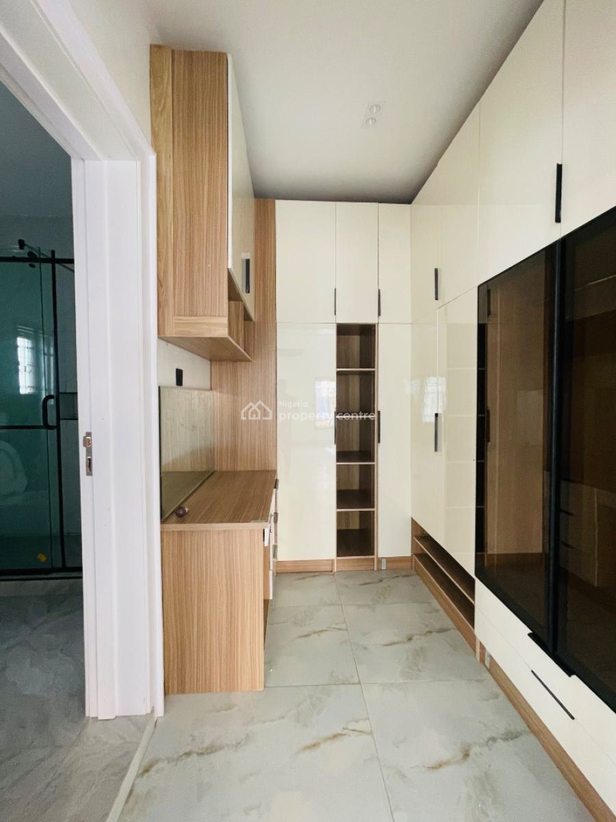 Stunning 6 Bedroom Fully Detached Duplex Plus Pool & Bq, Ikeja Gra, Ikeja, Lagos, Detached Duplex for Sale