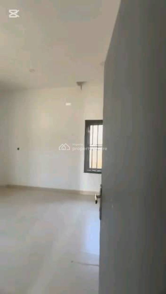 3 Bedroom Apartment Ground Floor, Jahi, Abuja, Block of Flats for Sale