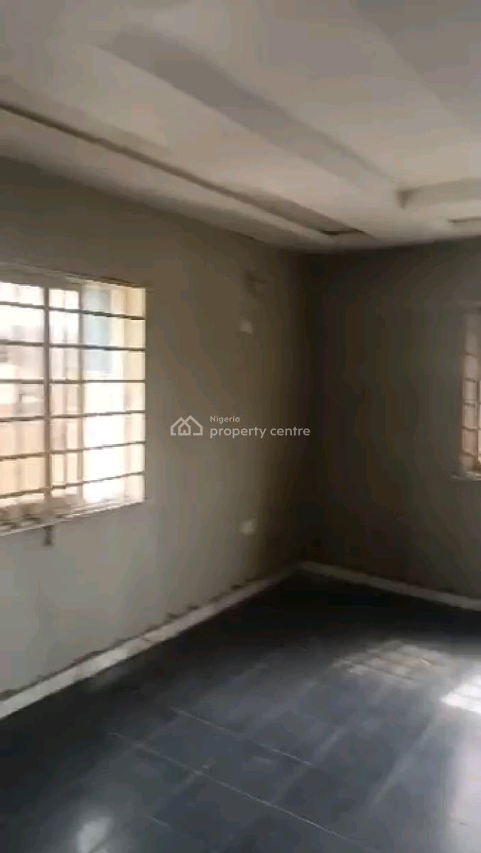 Renovated Building with Very Spacious Apartments Room Self Downstairs, Ogudu, Lagos, Self Contain (single Rooms) for Rent