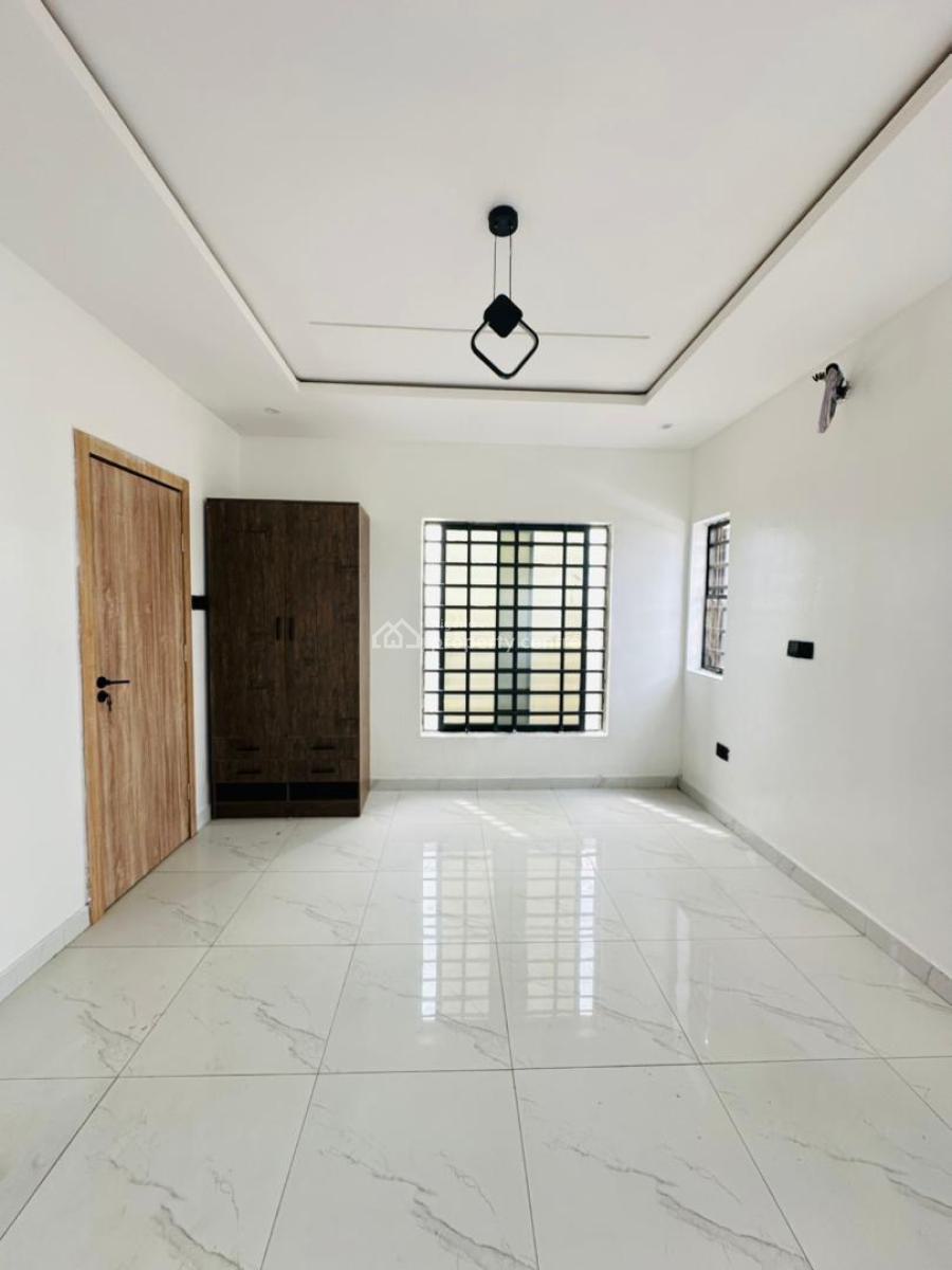 2 Bedroom Apartment, Ologolo, Lekki, Lagos, Flat / Apartment for Sale