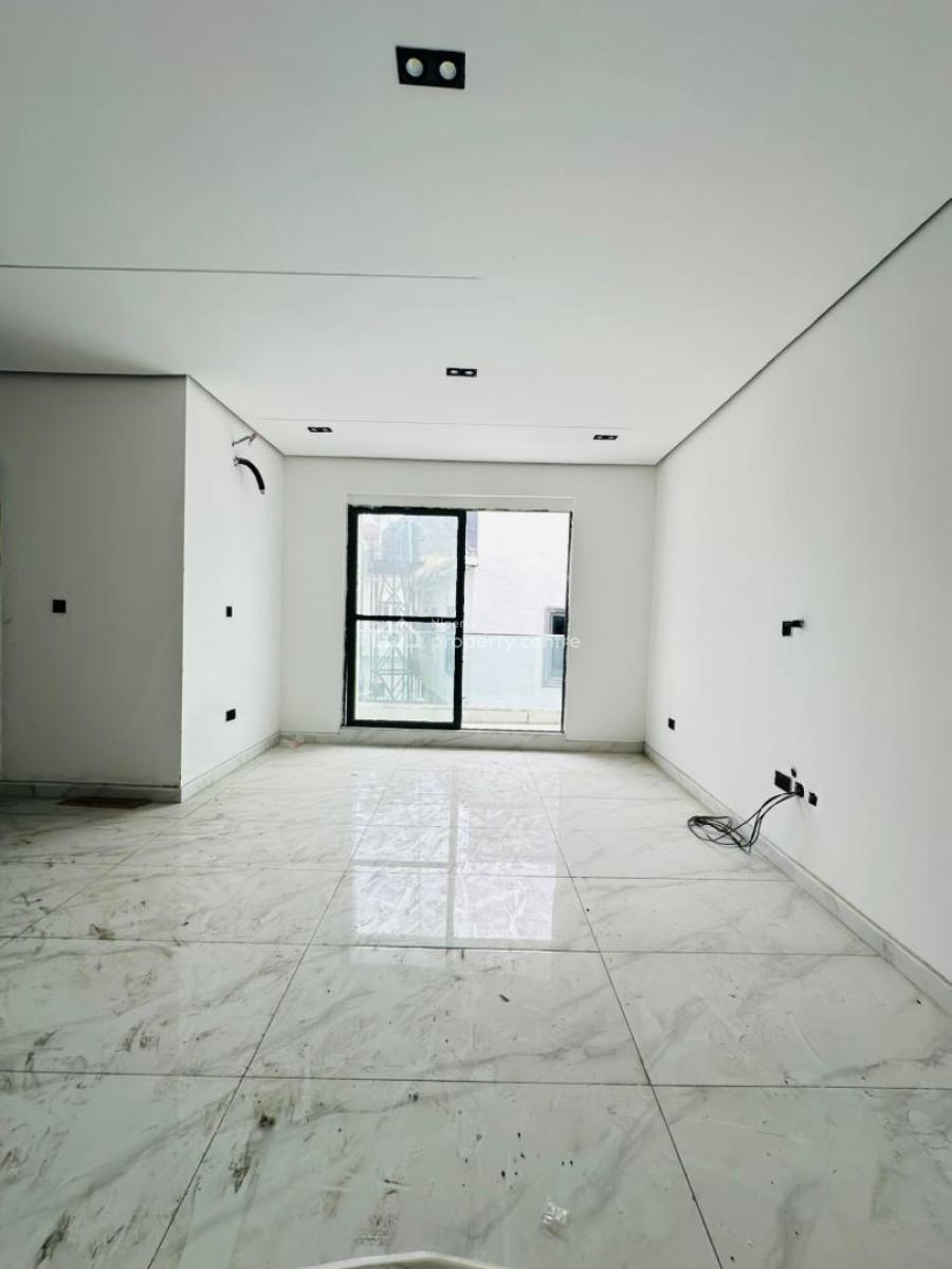 2 Bedroom Apartment, Ologolo, Lekki, Lagos, Flat / Apartment for Sale