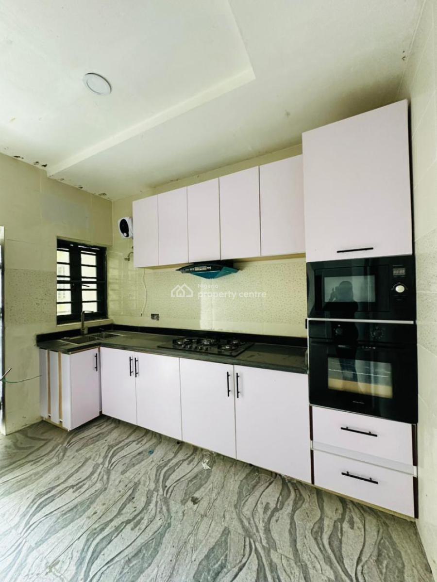 2 Bedroom Apartment, Ologolo, Lekki, Lagos, Flat / Apartment for Sale