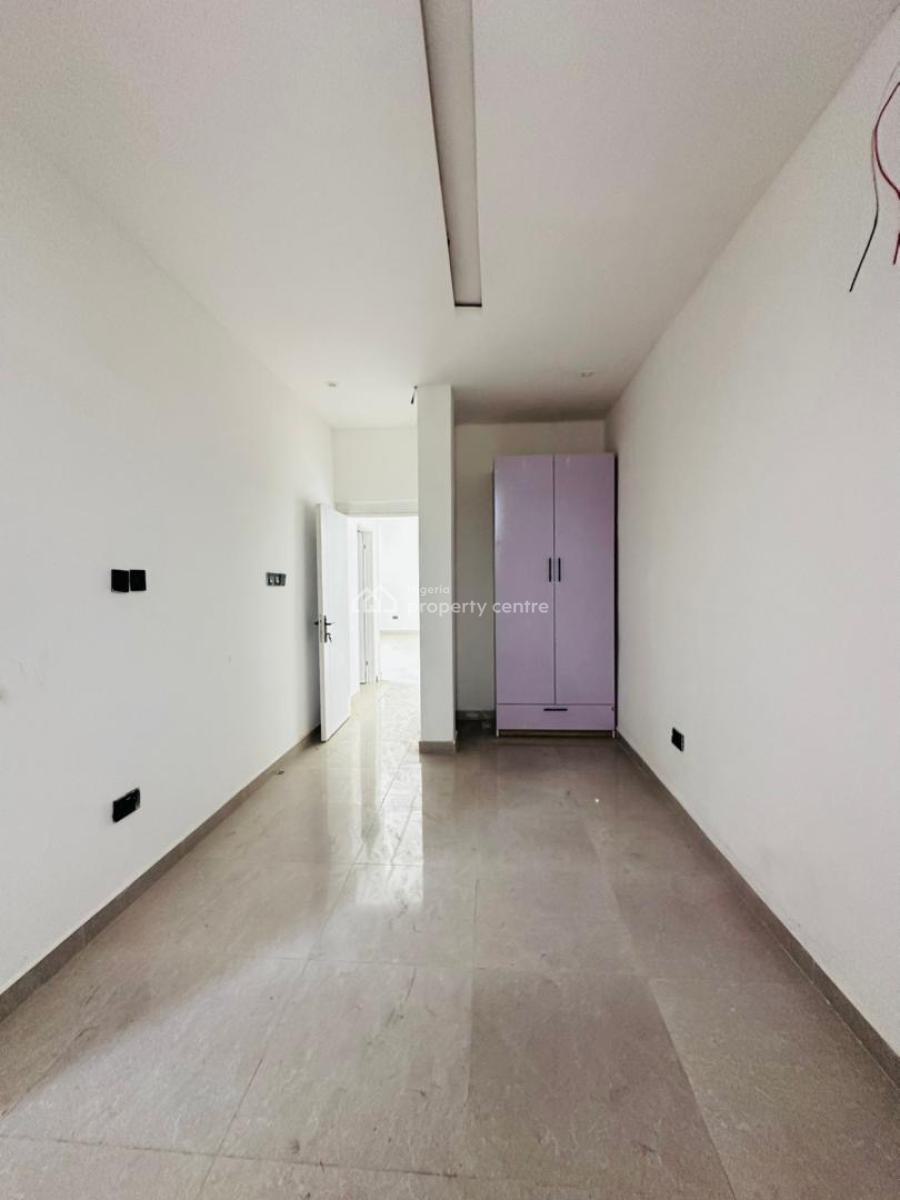 2 Bedroom Apartment, Ologolo, Lekki, Lagos, Flat / Apartment for Sale