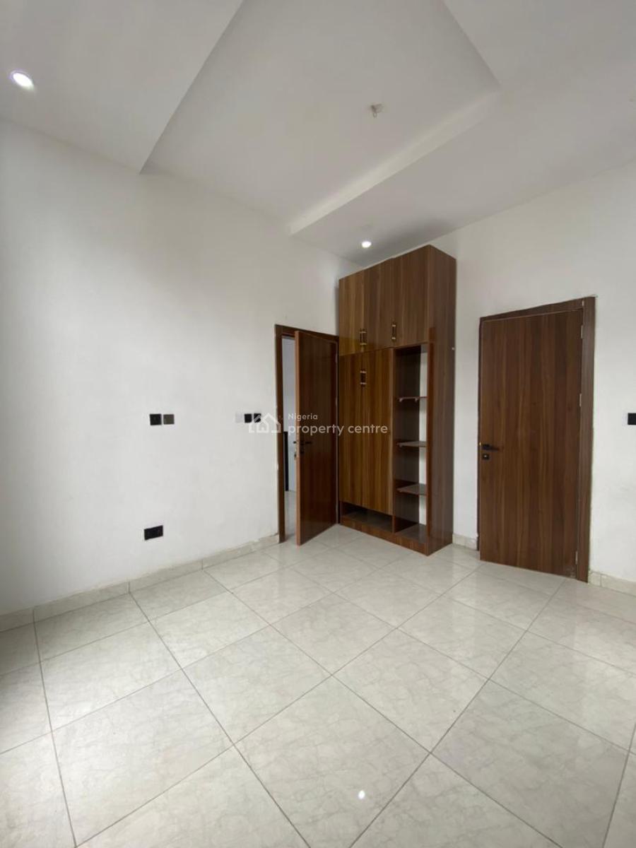 Elegant 4-bedroom Semi-detached House, Ikota, Lekki, Lagos, Semi-detached Duplex for Sale