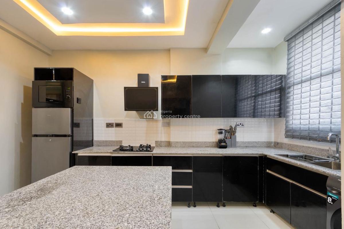 2 Units of Luxury and Stunning 2 Bedroom Maisonette with Ps5, Richmond Pearl Estate, Lekki Phase 1, Lekki, Lagos, Flat / Apartment Short Let