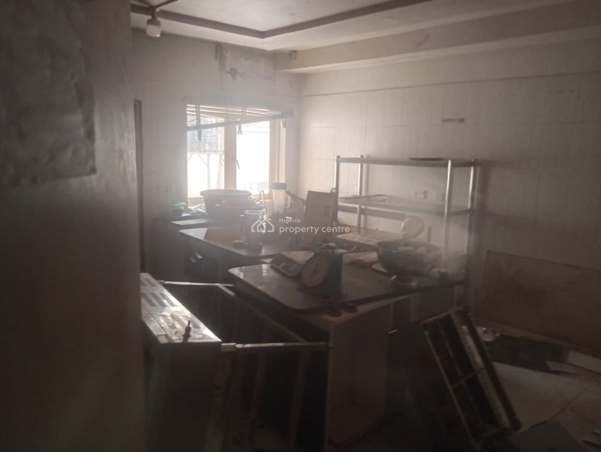 4-bedroom Terrace Houses (3 Units) with Bq, Lekki Right, Lekki, Lagos, Terraced Duplex for Rent