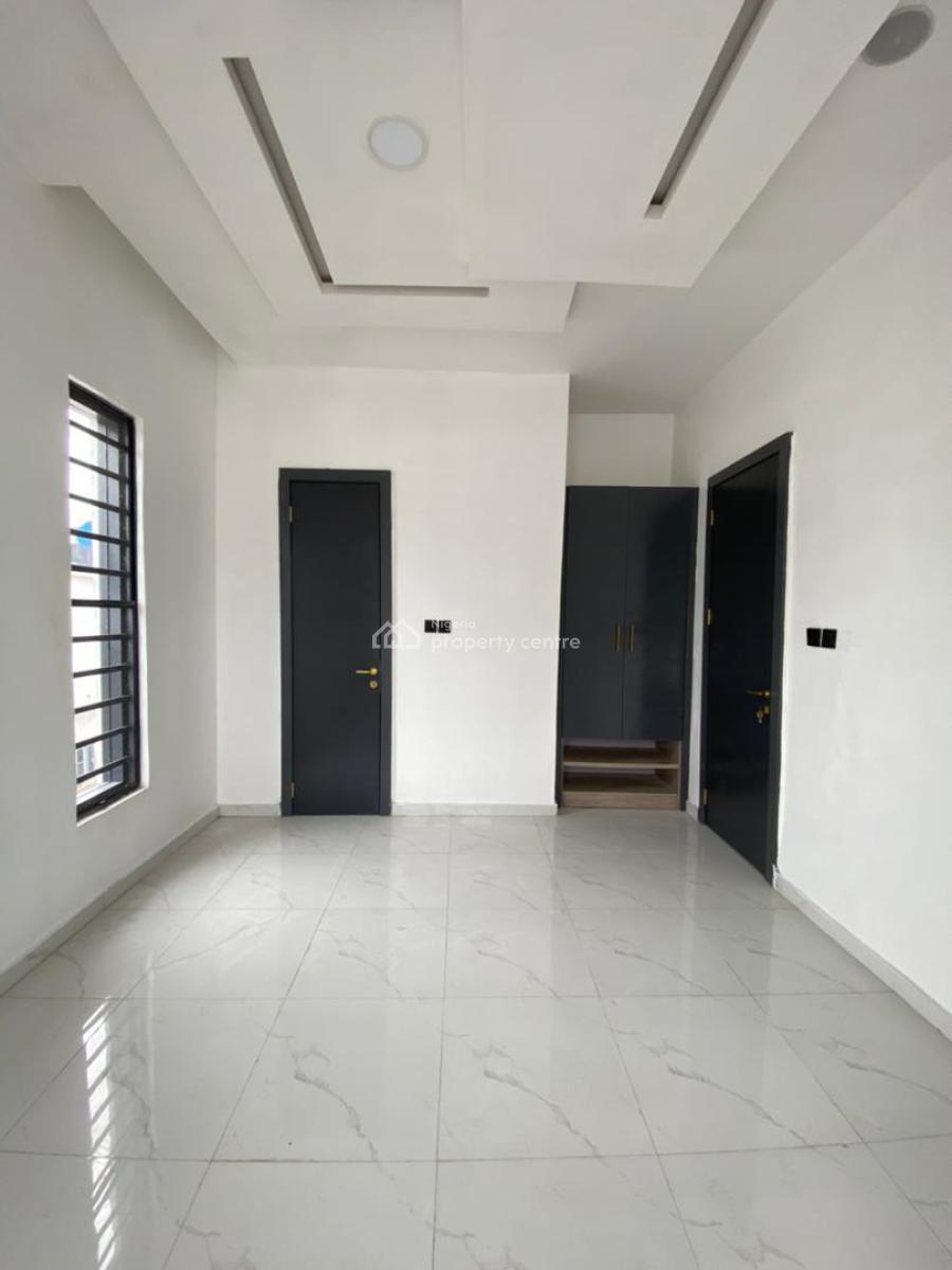 Elegant 4-bedroom House, Ikota, Lekki, Lagos, Detached Duplex for Sale