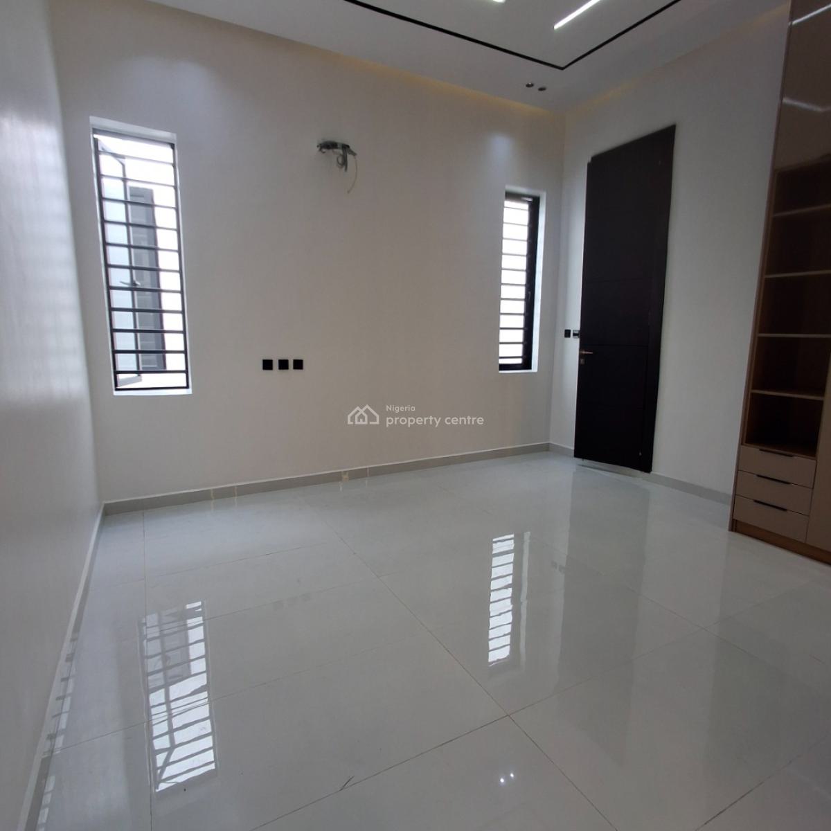 Massive Five Bedroom Fully Detached Duplex, Ikota, Lekki, Lagos, Detached Duplex for Sale