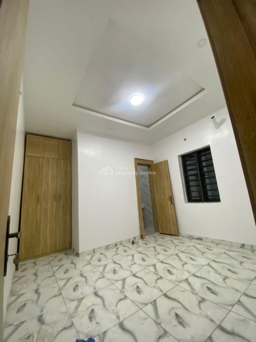 Massive 2 Bedrooms Flat, Upstairs, Olokonla, Ajah, Lagos, Flat / Apartment for Rent