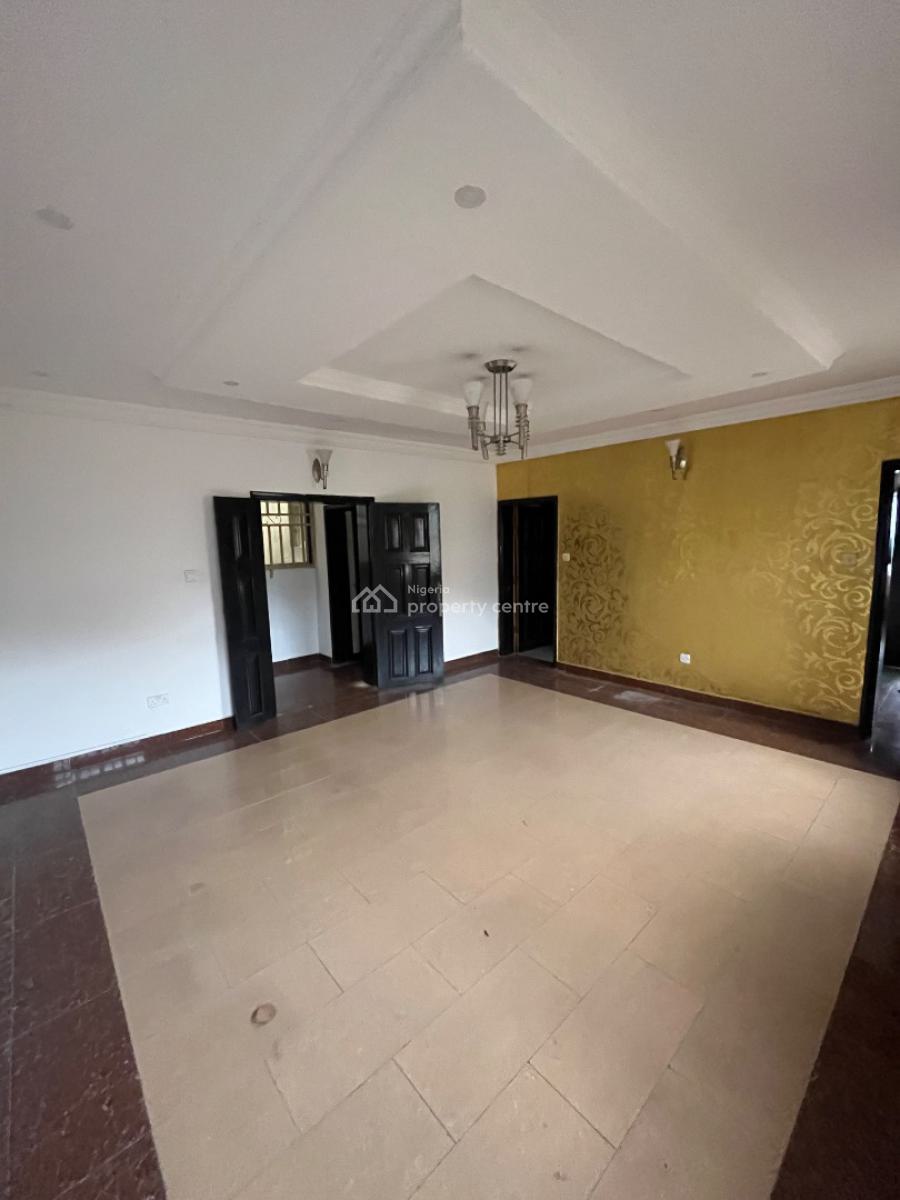 Standard 3 Bedroom Apartment Available, Lekki Phase 1, Lekki, Lagos, Flat / Apartment for Rent