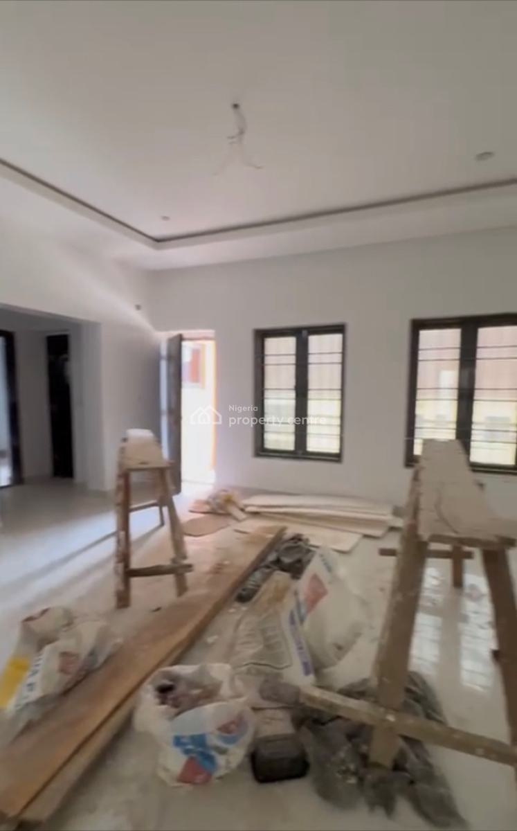 Luxury Spacious 2 Bedroom Flat, Close to Maitama, Mabushi, Abuja, Block of Flats for Sale