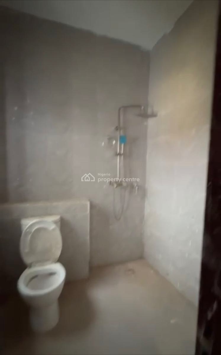 Luxury Spacious 2 Bedroom Flat, Close to Maitama, Mabushi, Abuja, Block of Flats for Sale