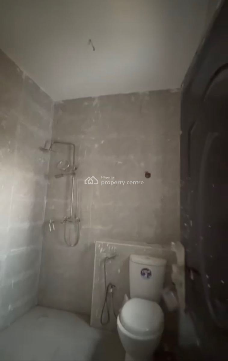 Luxury Spacious 2 Bedroom Flat, Close to Maitama, Mabushi, Abuja, Block of Flats for Sale