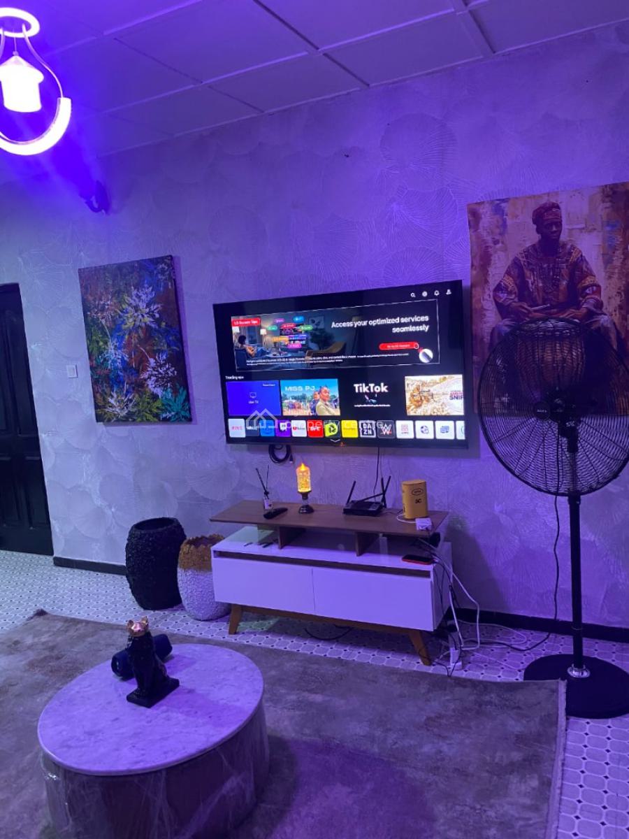 Luxury 2 Bedroom Apartment with Games, Security, & Many More......, Thomas Estate, Ajah, Lagos, Flat / Apartment Short Let