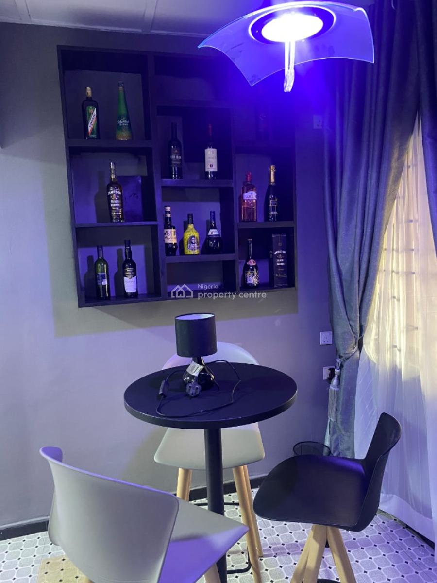 Luxury 2 Bedroom Apartment with Games, Security, & Many More......, Thomas Estate, Ajah, Lagos, Flat / Apartment Short Let