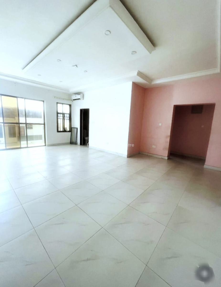 Well Maintained 2-bedroom Apartment, Itire-ikate, Surulere, Lagos, Flat / Apartment for Rent