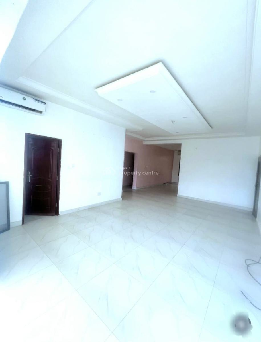 Well Maintained 2-bedroom Apartment, Itire-ikate, Surulere, Lagos, Flat / Apartment for Rent