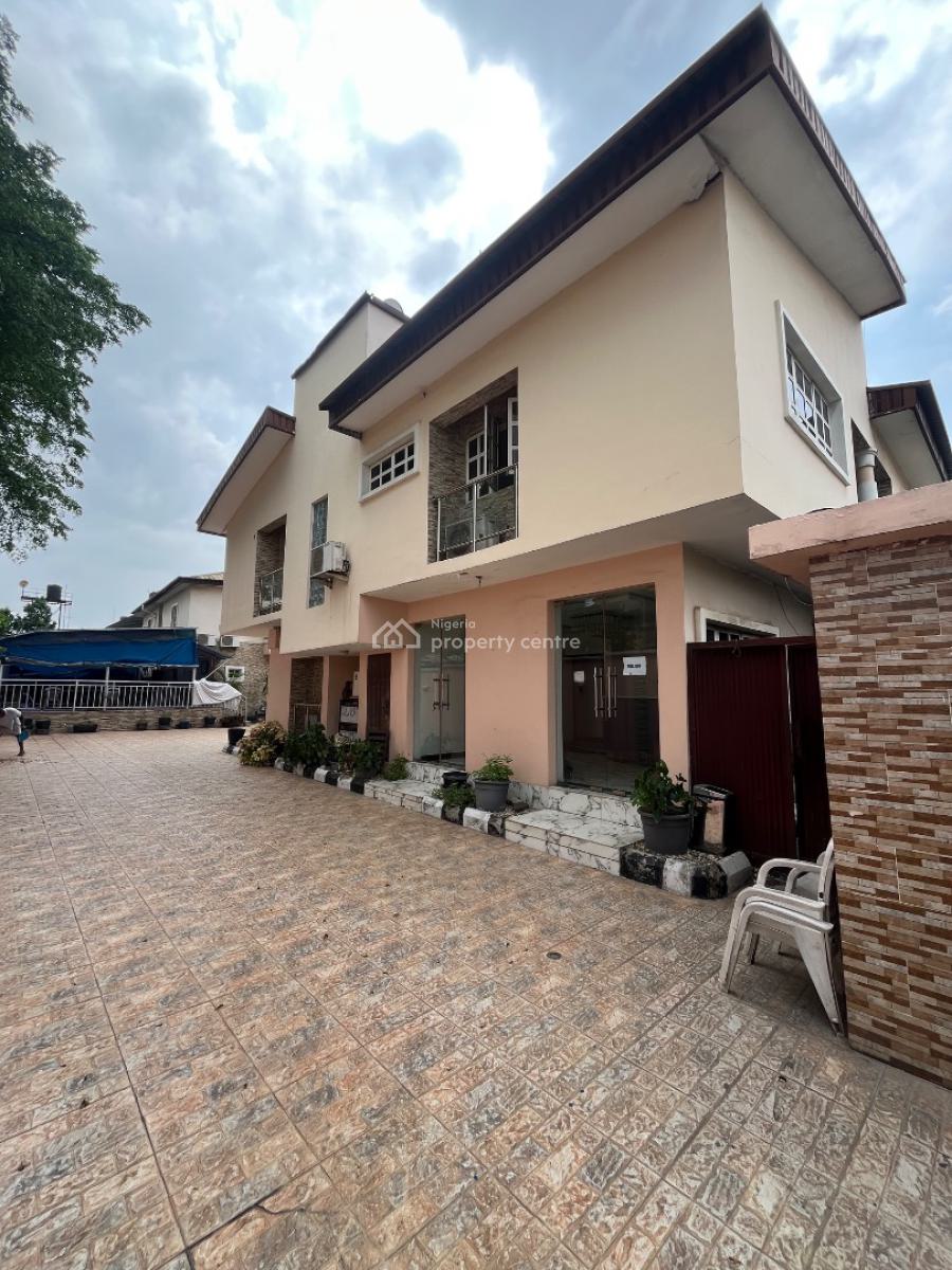 16 Rooms Hotel Space with Swimming Pool Available, Lekki Phase 1, Lekki, Lagos, Hotel / Guest House for Rent