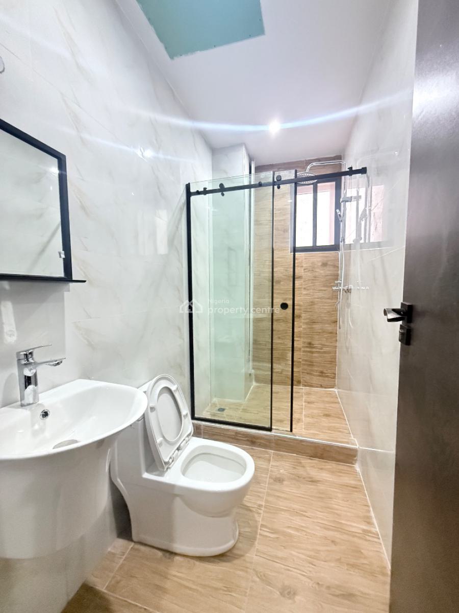 Luxury 2 Bedrooms Apartment, Lekki Phase 1, Lekki, Lagos, Flat / Apartment for Sale